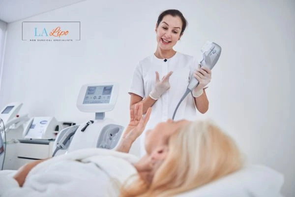 About us at LA Lipo Croydon contact our team today!